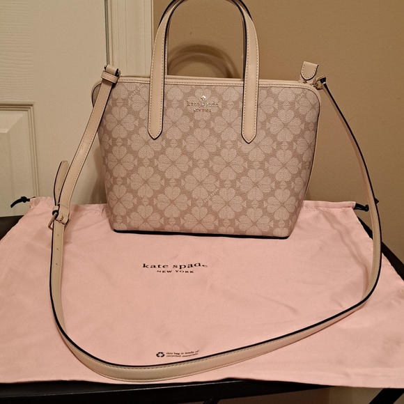 kate spade Handbags - Kate Spade Mini Tote bag NWOT/Comes with a Crossbody strap plus a dust bag